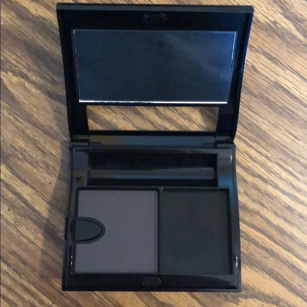 Mary Kay Customizable Compact - Picture 6 of 8